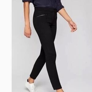 Alice + Olivia Black Ankle Pants